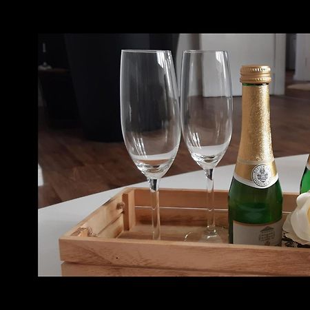 Neu Ferienwohnung 발스로드 외부 사진